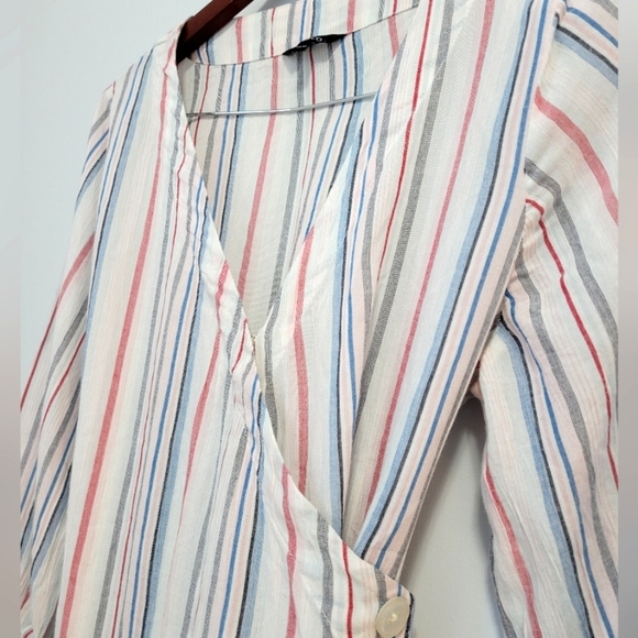 RW&CO. Stripped V-neck Shirt - Size US XS - Picture 3 of 5